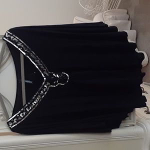 NWOT Crescendo V Neck Black Top